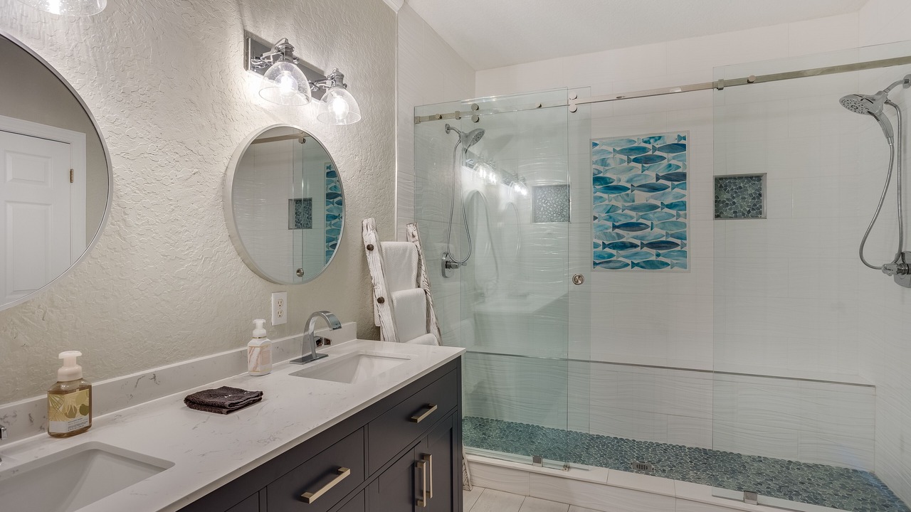 Photo of Bathroom in Gulf Place