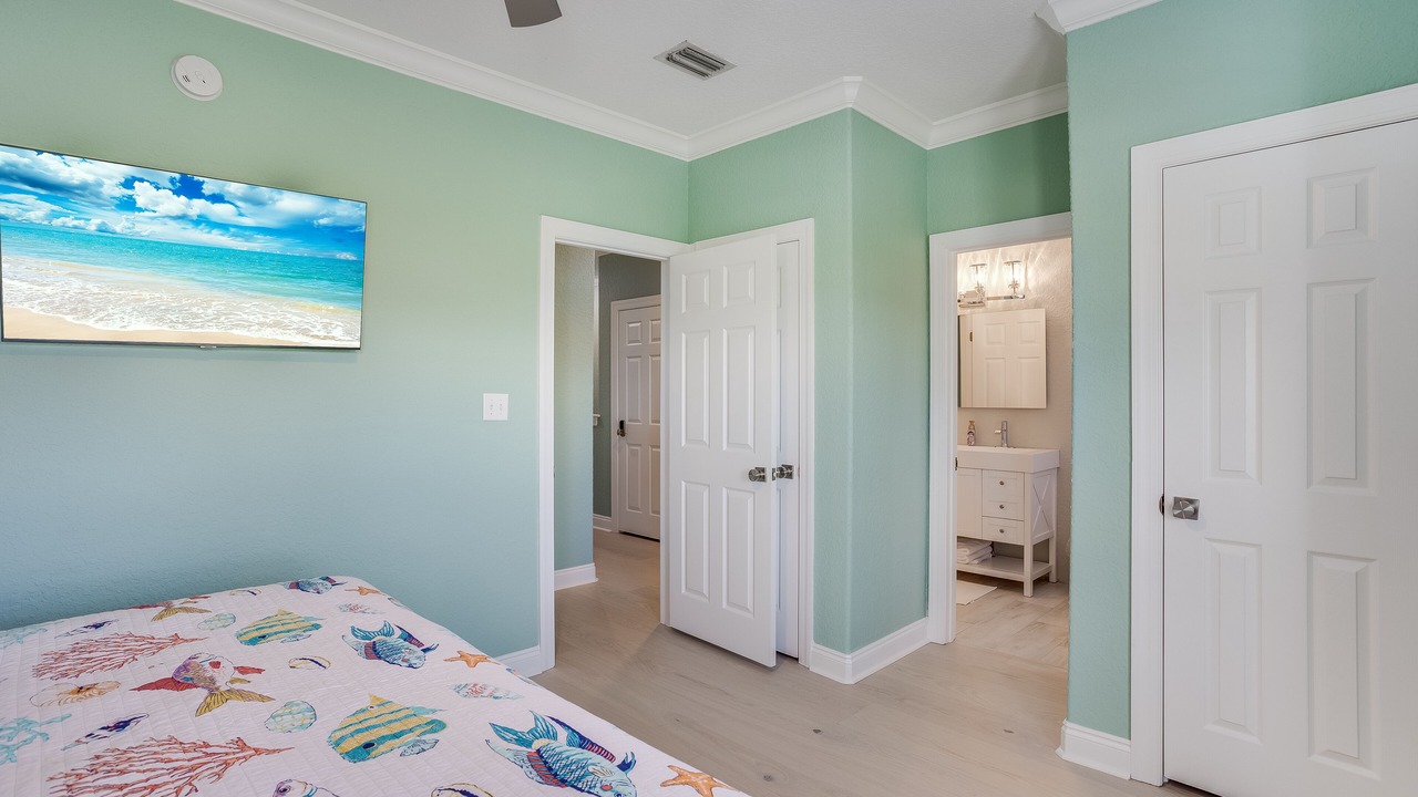 Photo of Bedroom in Gulf Place