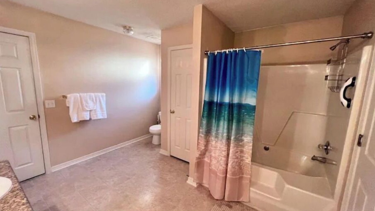 Photo of Bathroom in Navarre