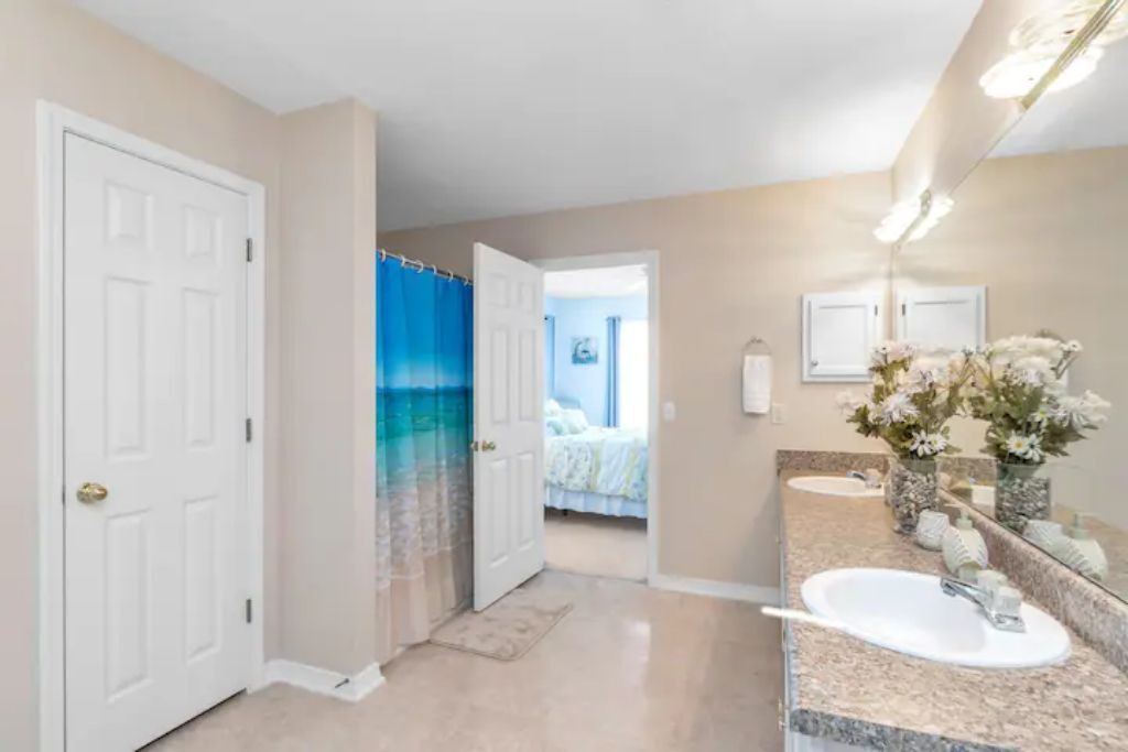 Photo of Bathroom in Navarre