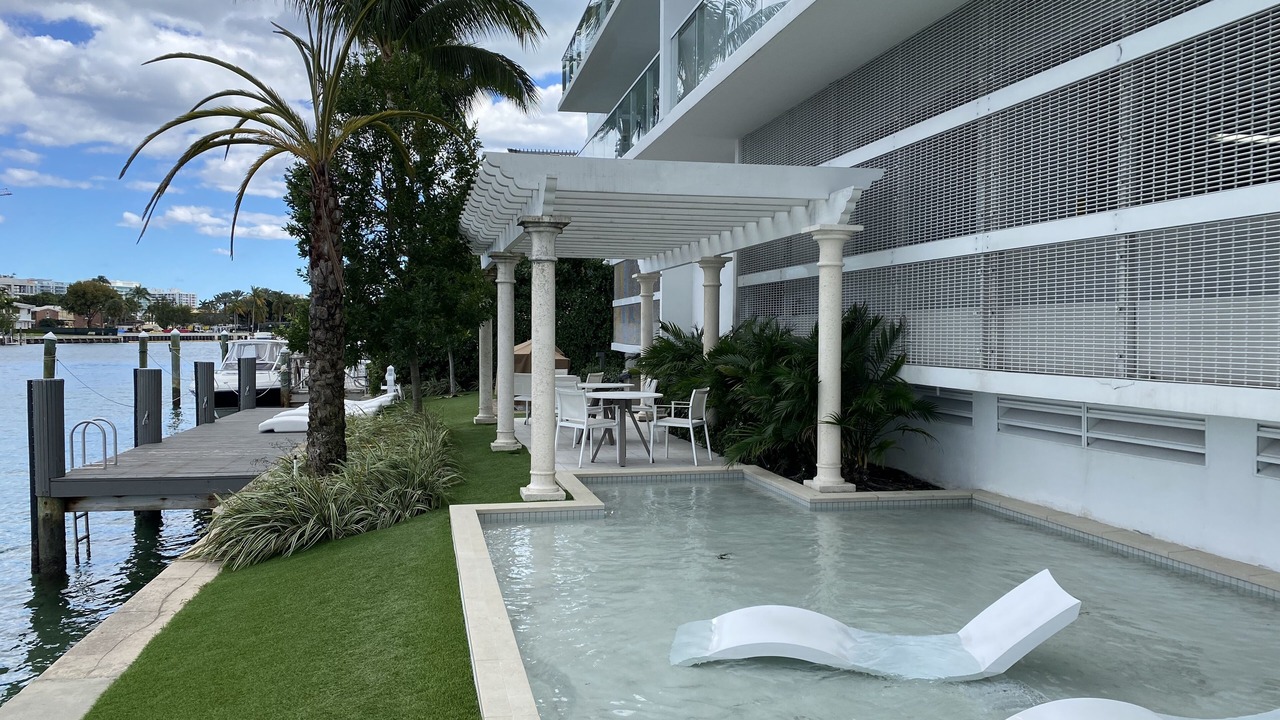 Photo of Outdoor in Bay Harbor Islands