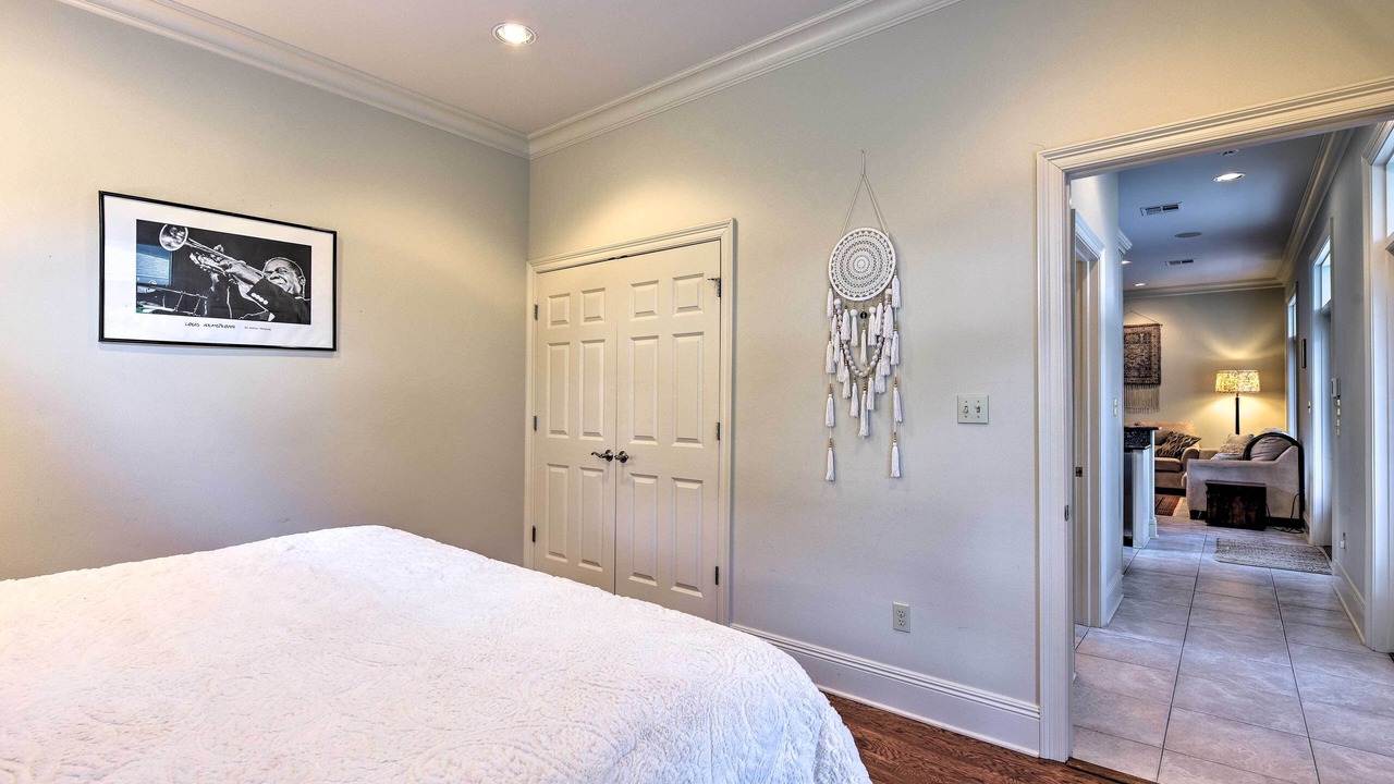 Photo of Bedroom in Lakeview