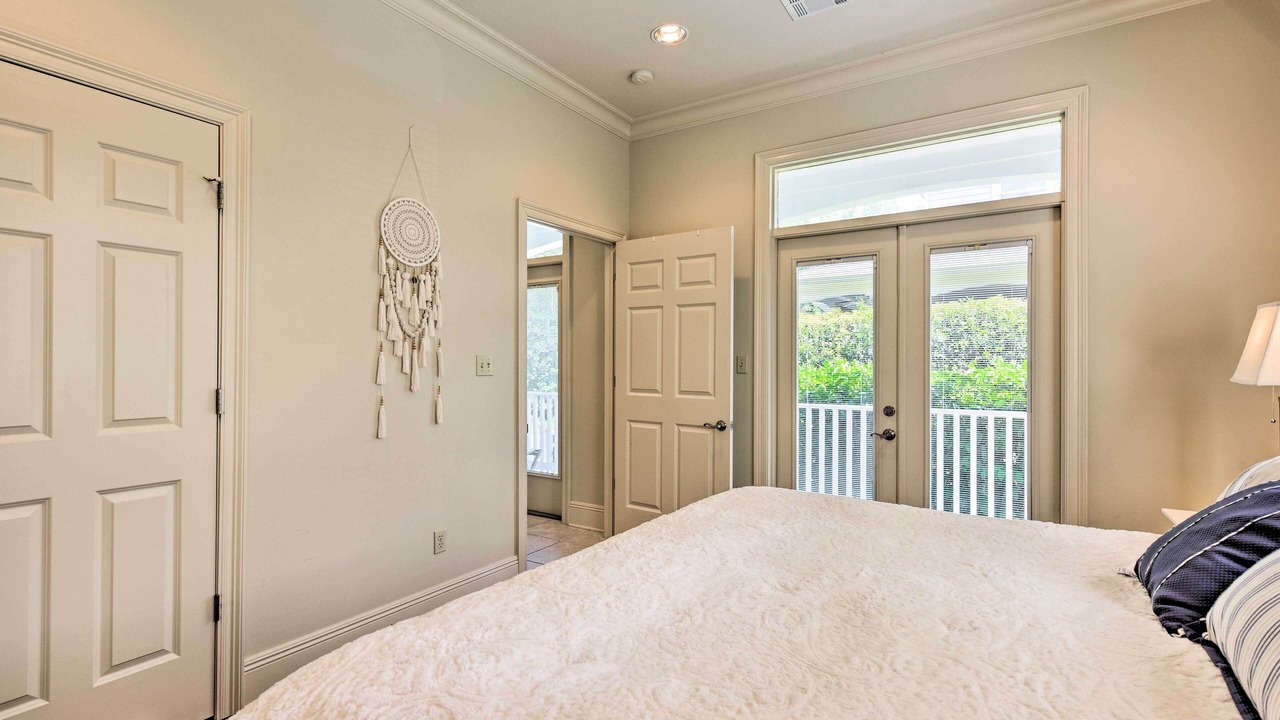 Photo of Bedroom in Lakeview