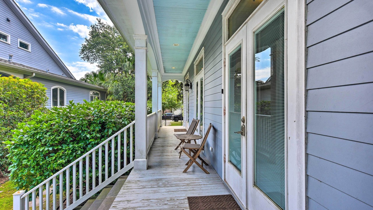 Photo of Outdoor in Lakeview
