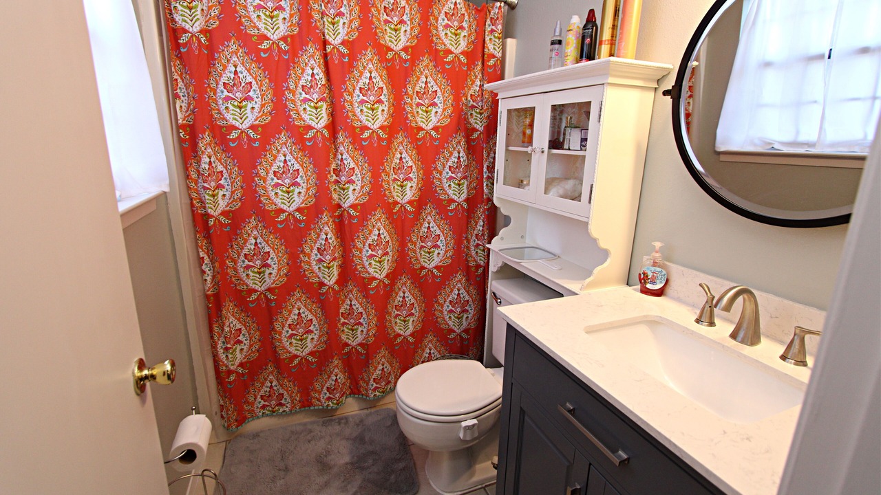 Photo of Bathroom in Foley