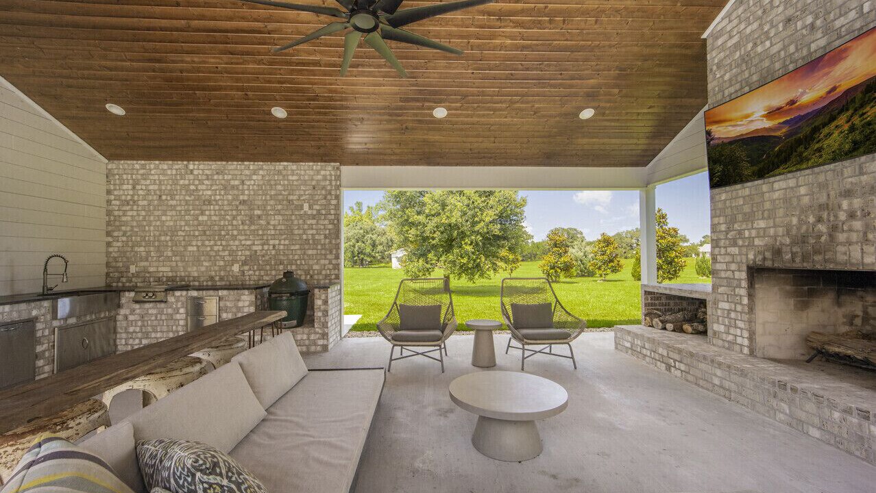 Photo of Patio Balcony in Pride