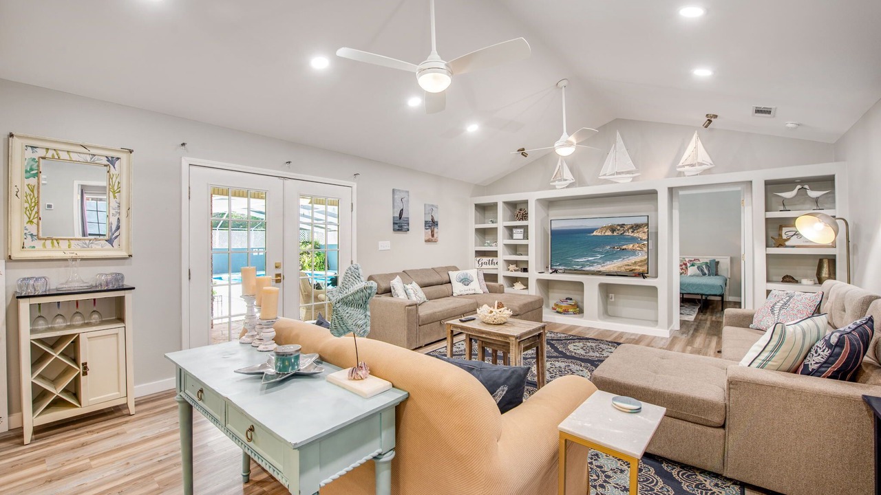 Photo of Livingroom in Mary Esther