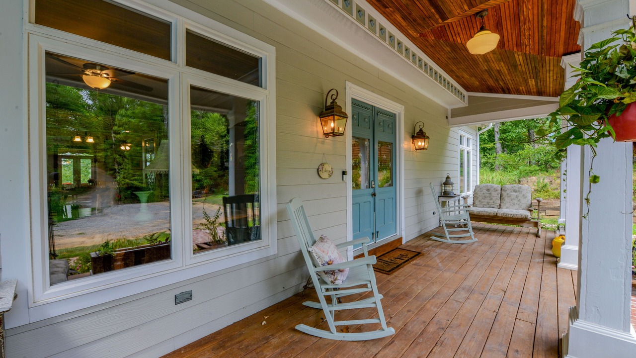 Photo of Outdoor in Samantha