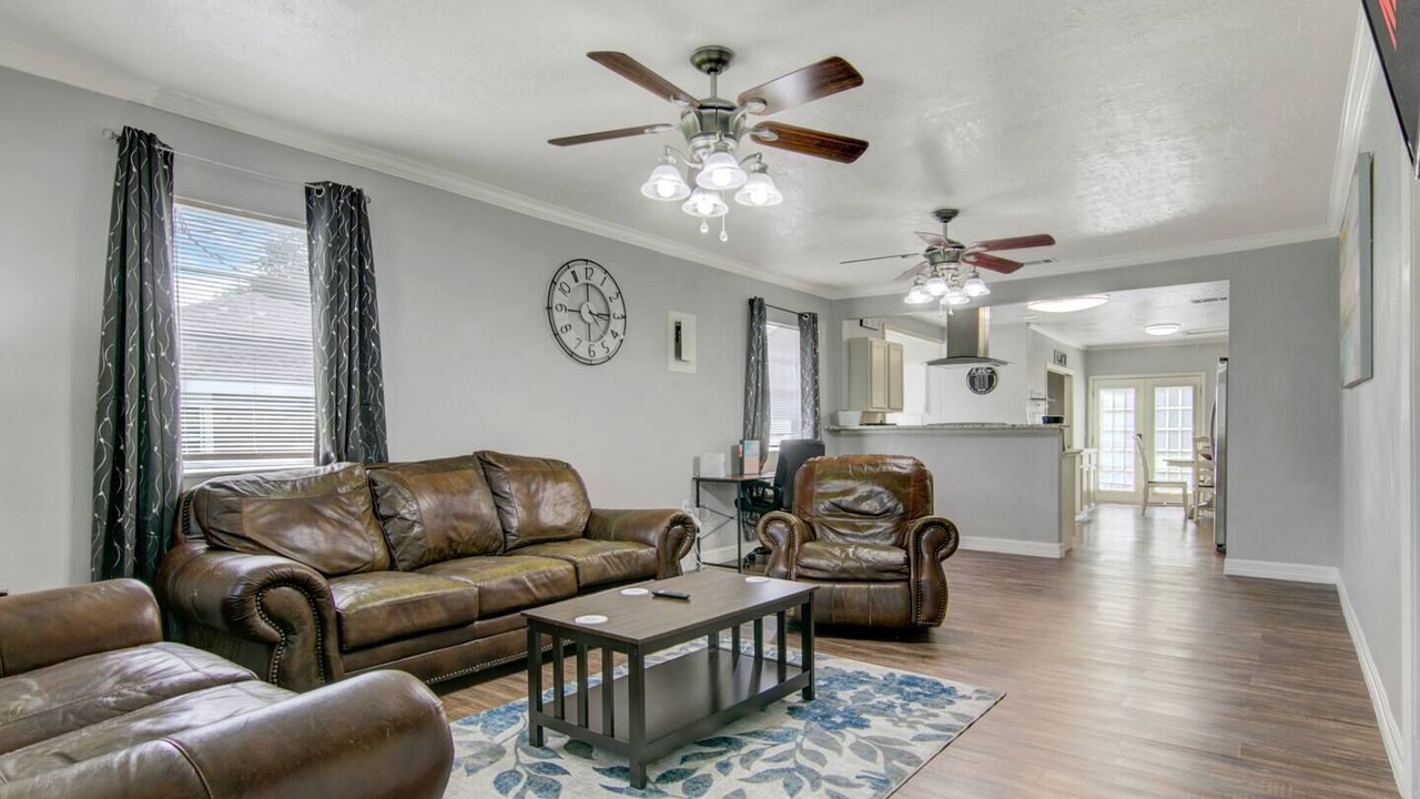 Photo of Livingroom in Groves