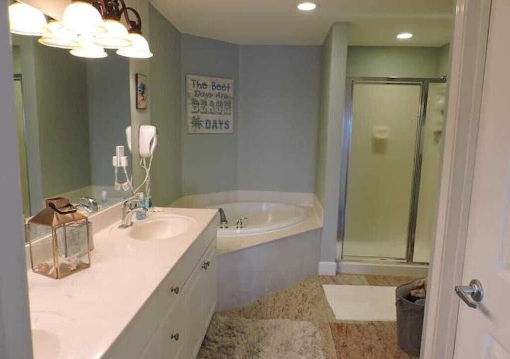 Photo of Bathroom in El Centro Beach