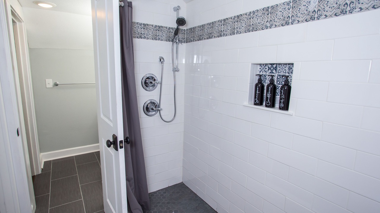 Photo of Bedroom in Downtown