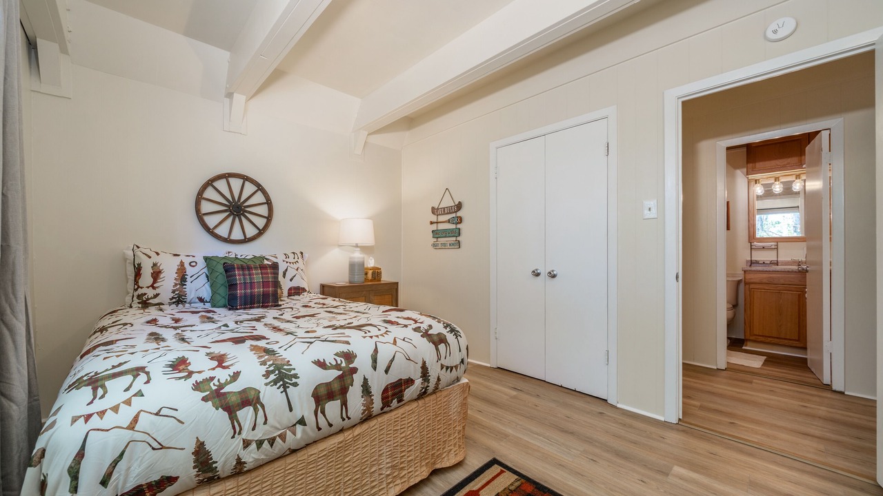 Photo of Bedroom in Jones Mills