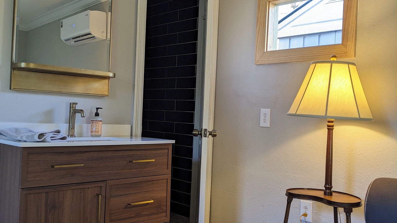 Photo of Bedroom in Chalmette