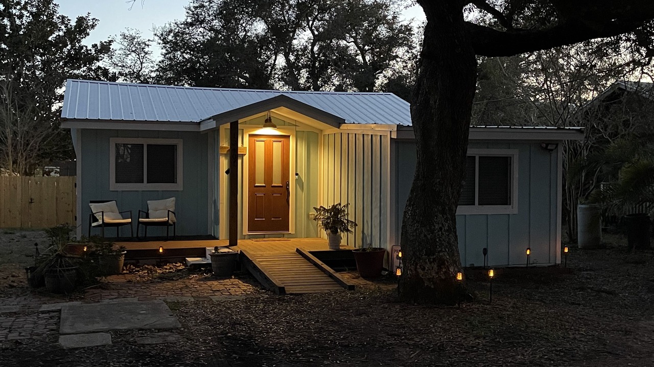 Photo of Outdoor in Innerarity Heights