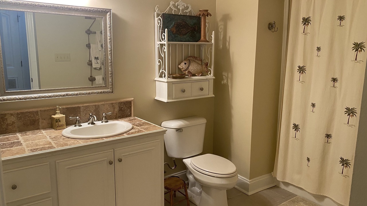 Photo of Bathroom in Cocodrie