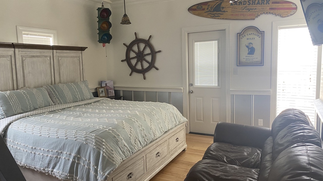 Photo of Bedroom in Cocodrie