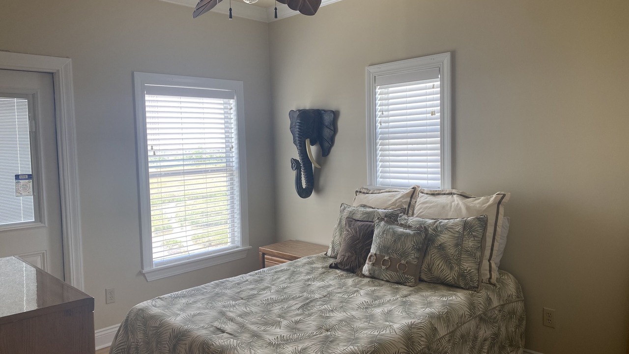 Photo of Bedroom in Cocodrie