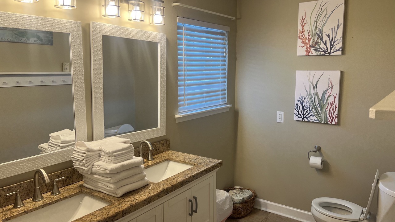 Photo of Bathroom in Crescent Beach