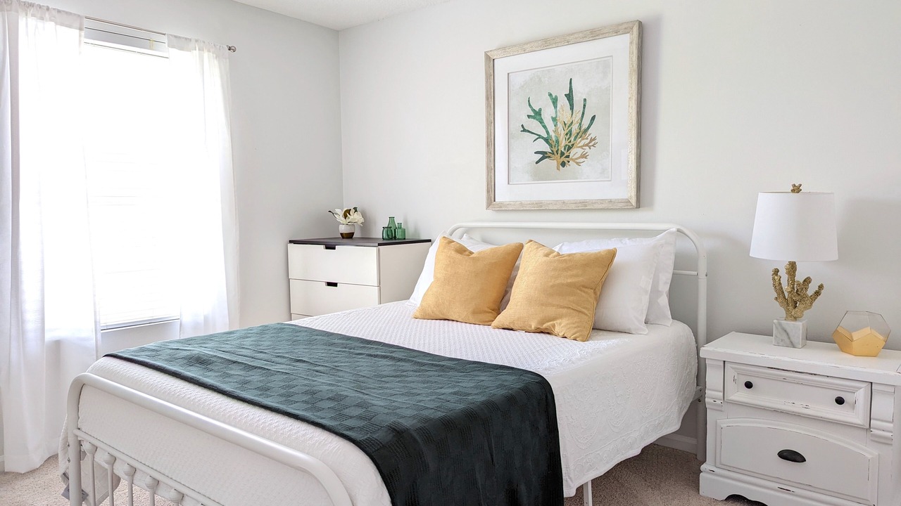 Photo of Bedroom in Neptune Beach