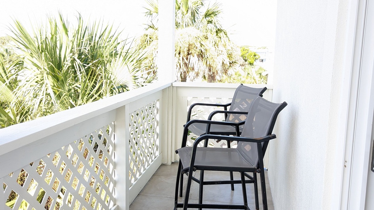 Photo of Patio Balcony in Neptune Beach