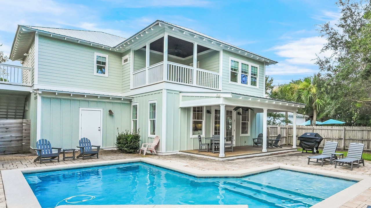 Photo of Outdoor in White's Gulfview