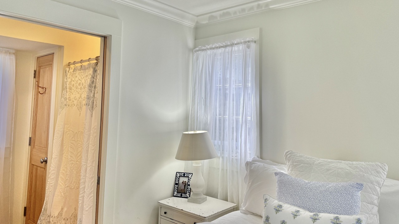 Photo of Bedroom in Seaside