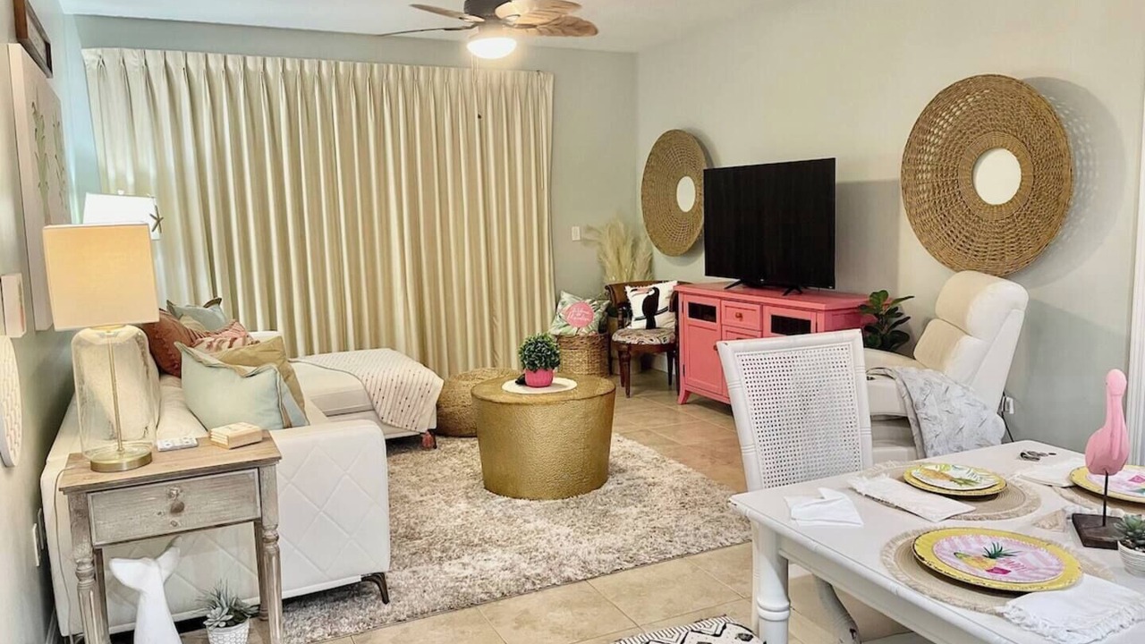 Photo of Livingroom in El Centro Beach