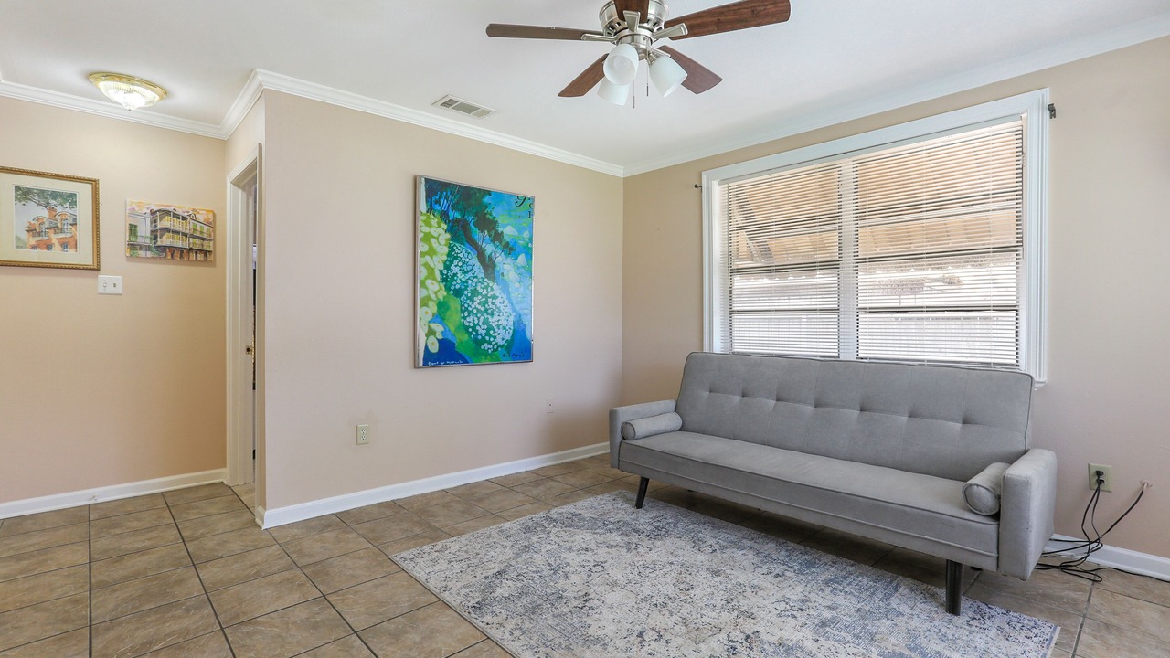 Photo of Livingroom in Arabi