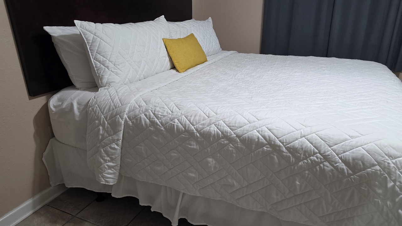 Photo of Bedroom in Arabi
