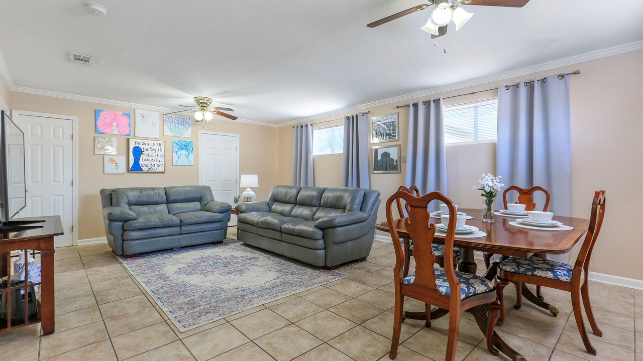 Photo of Livingroom in Arabi