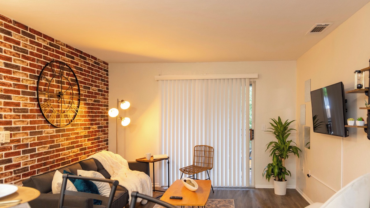 Photo of Livingroom in Gainesville