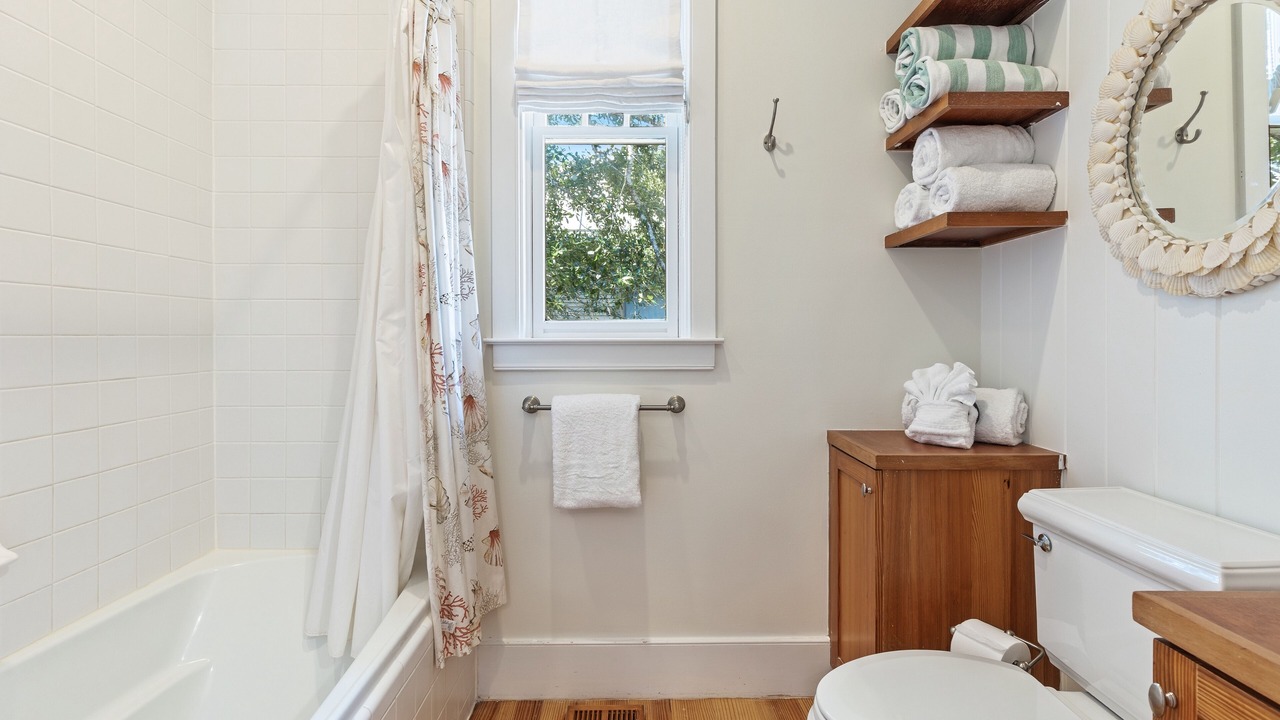 Photo of Bathroom in West Panama City Beach
