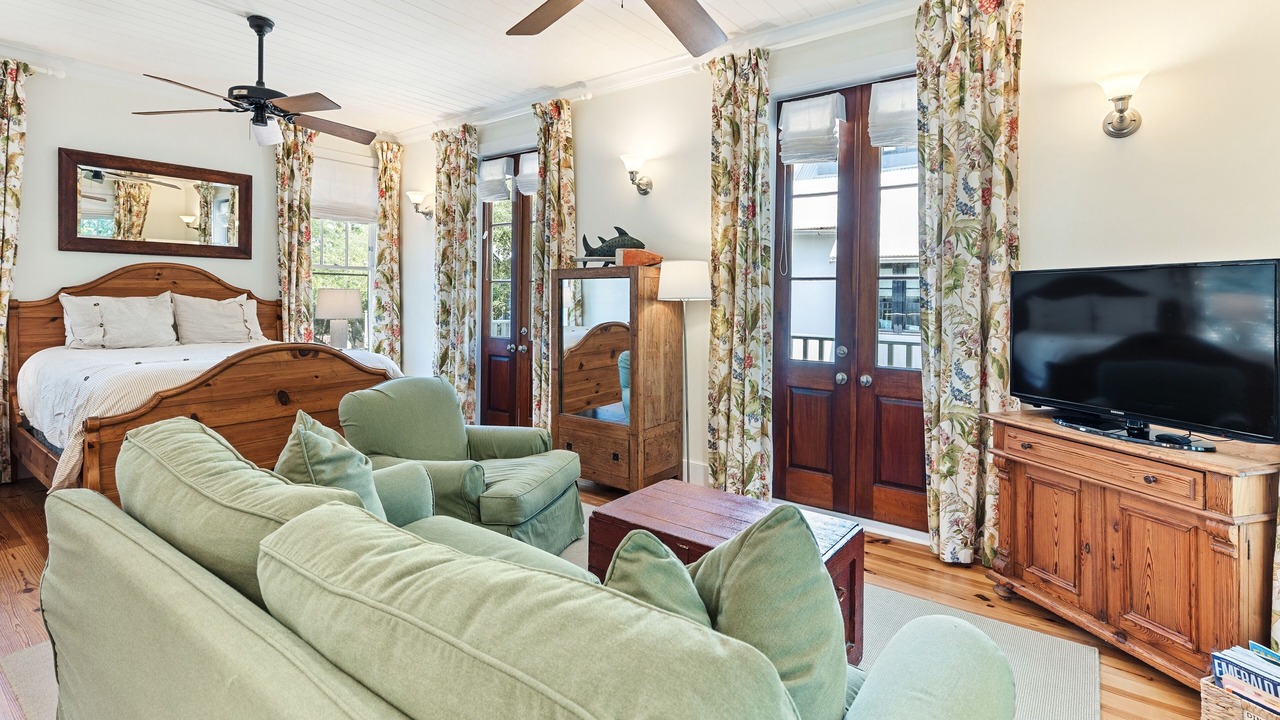 Photo of Bedroom in West Panama City Beach