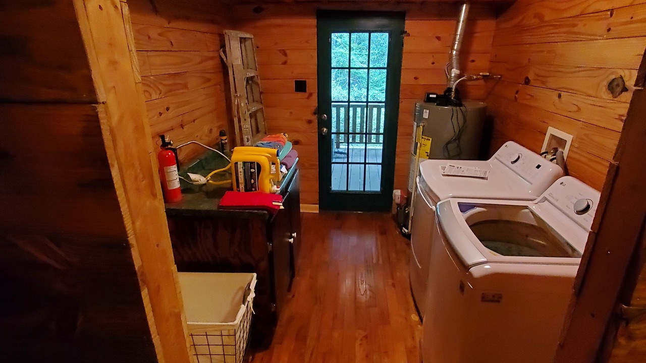 Photo of Bedroom in McNeill