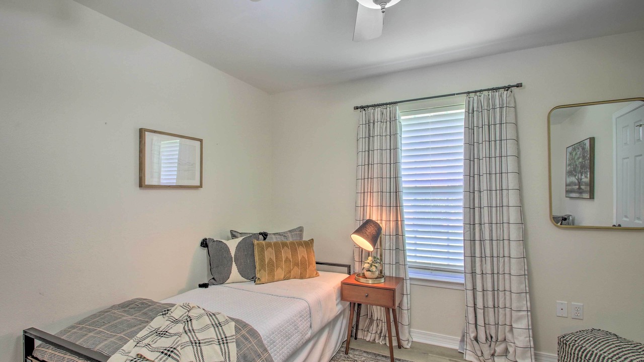 Photo of Bedroom in Brent