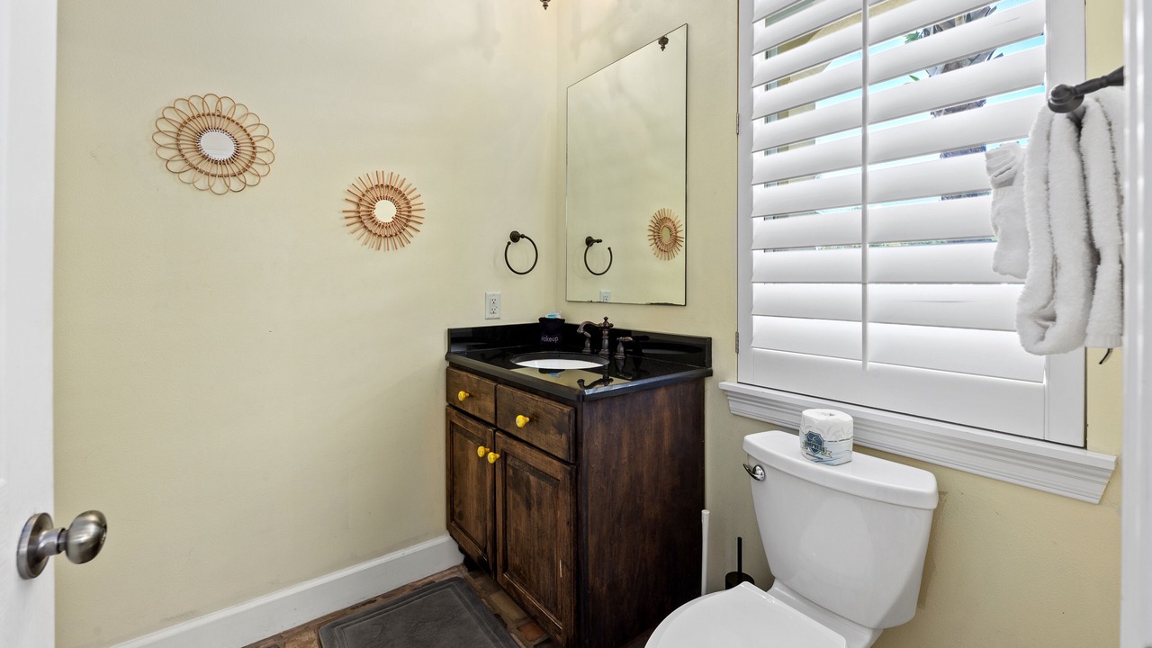 Photo of Bathroom in Summer Breeze