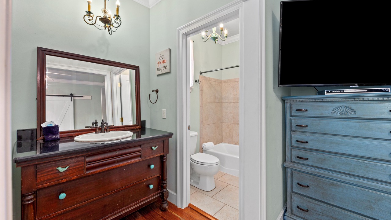 Photo of Bathroom in Summer Breeze