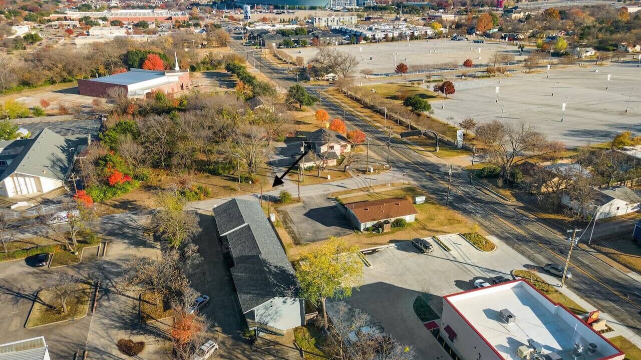Photo of Outdoor in Central Arlington