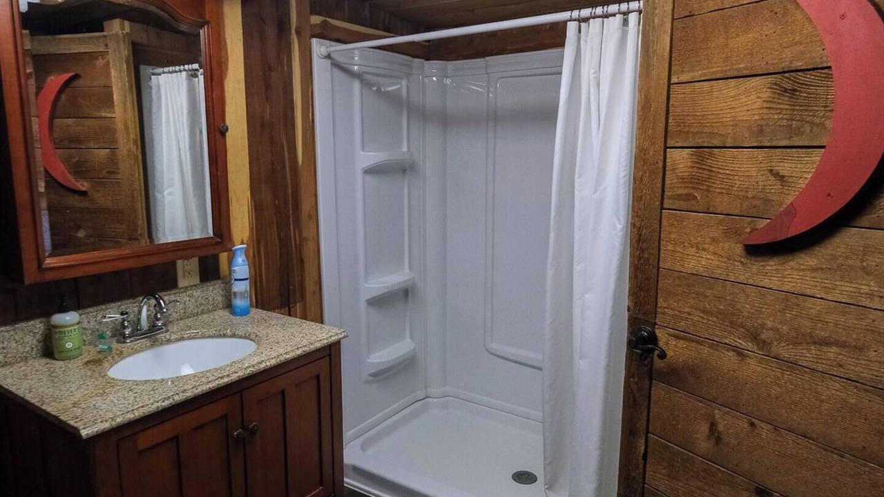 Photo of Bathroom in Minden