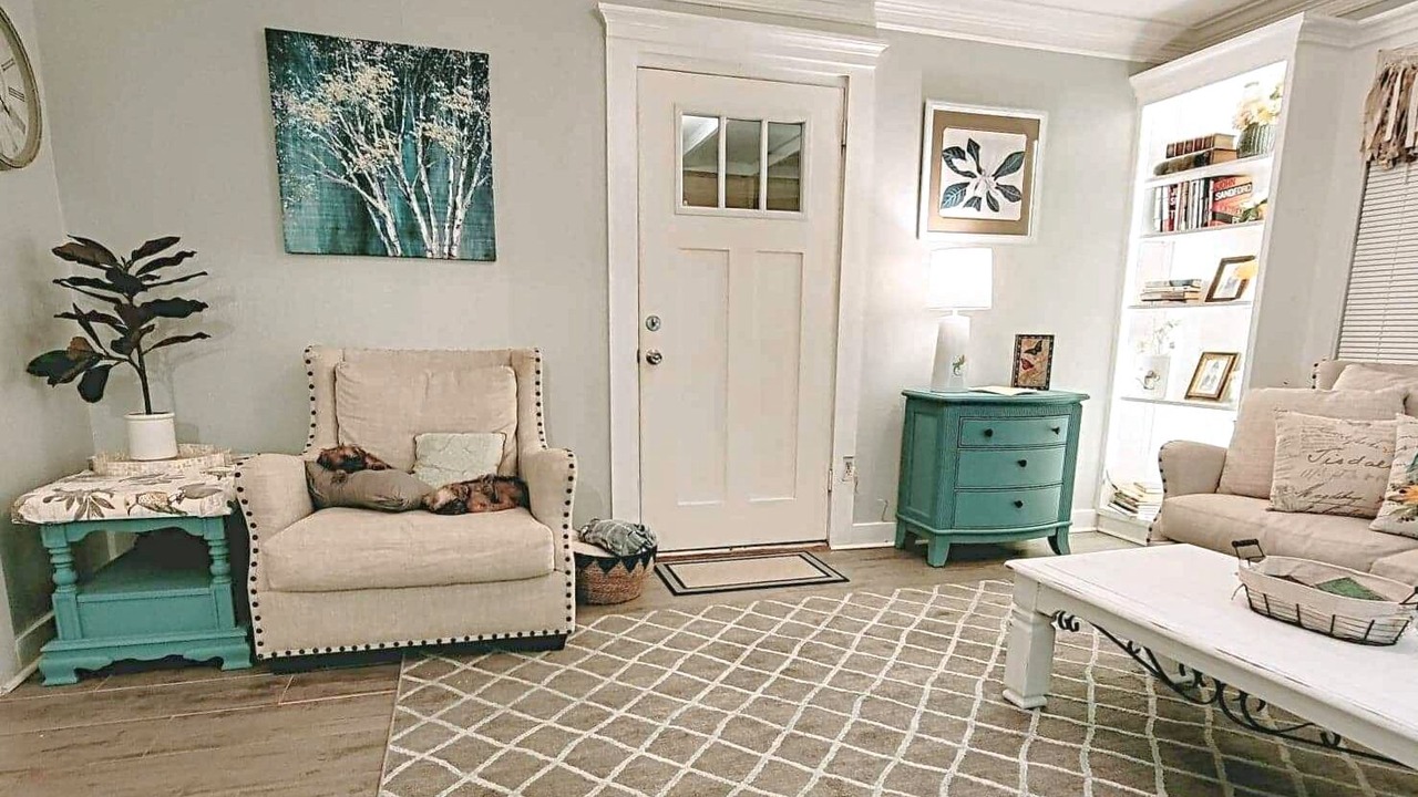 Photo of Livingroom in Foley
