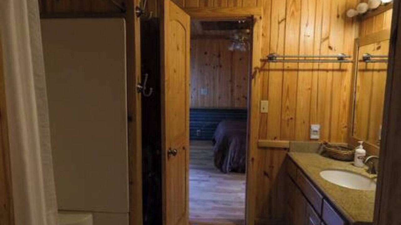 Photo of Bathroom in Minden