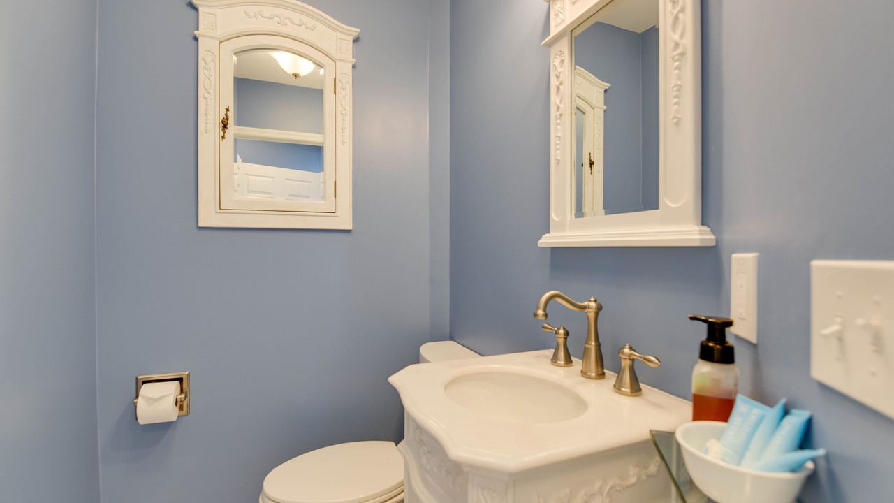 Photo of Bathroom in Sugarloaf Shores