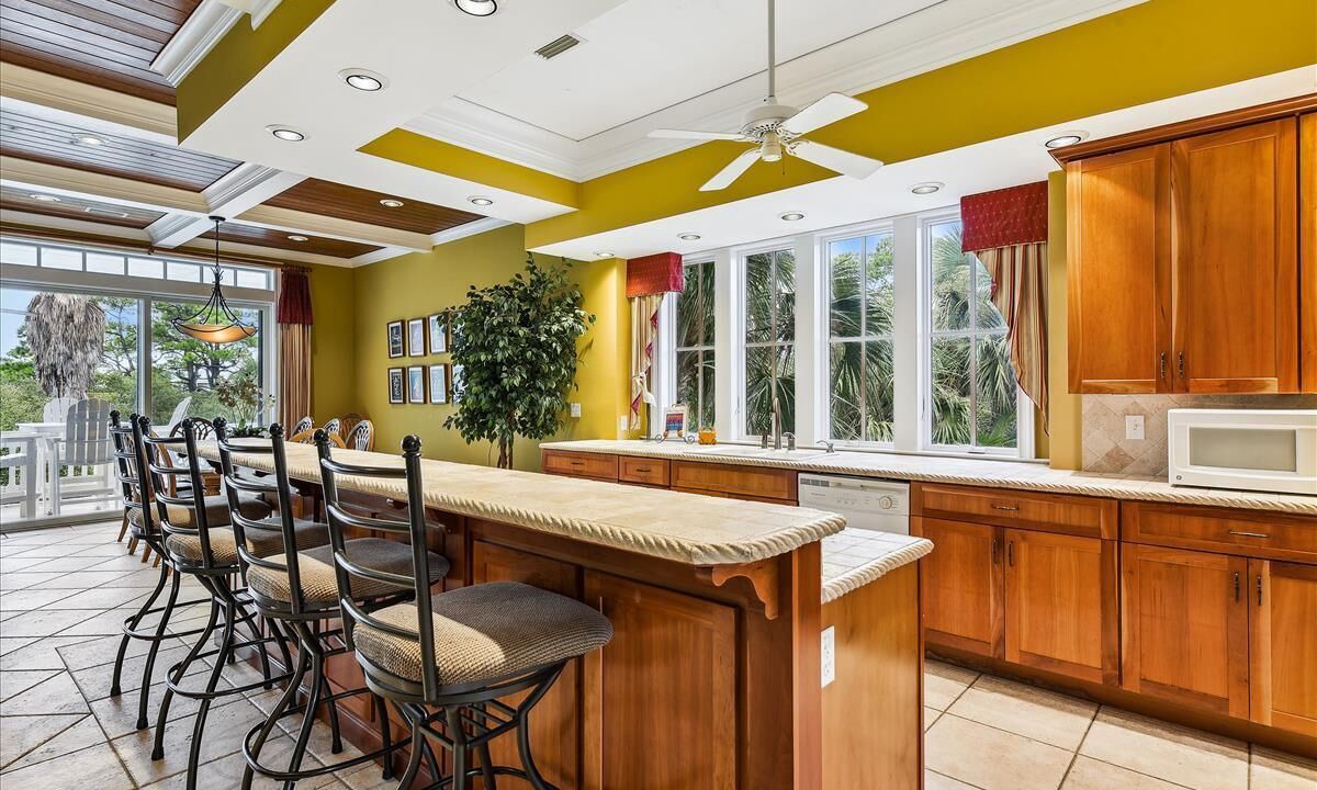 Photo of Kitchen in Sea Palm Village