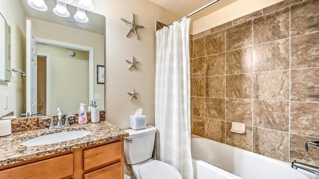 Photo of Bathroom in Naples