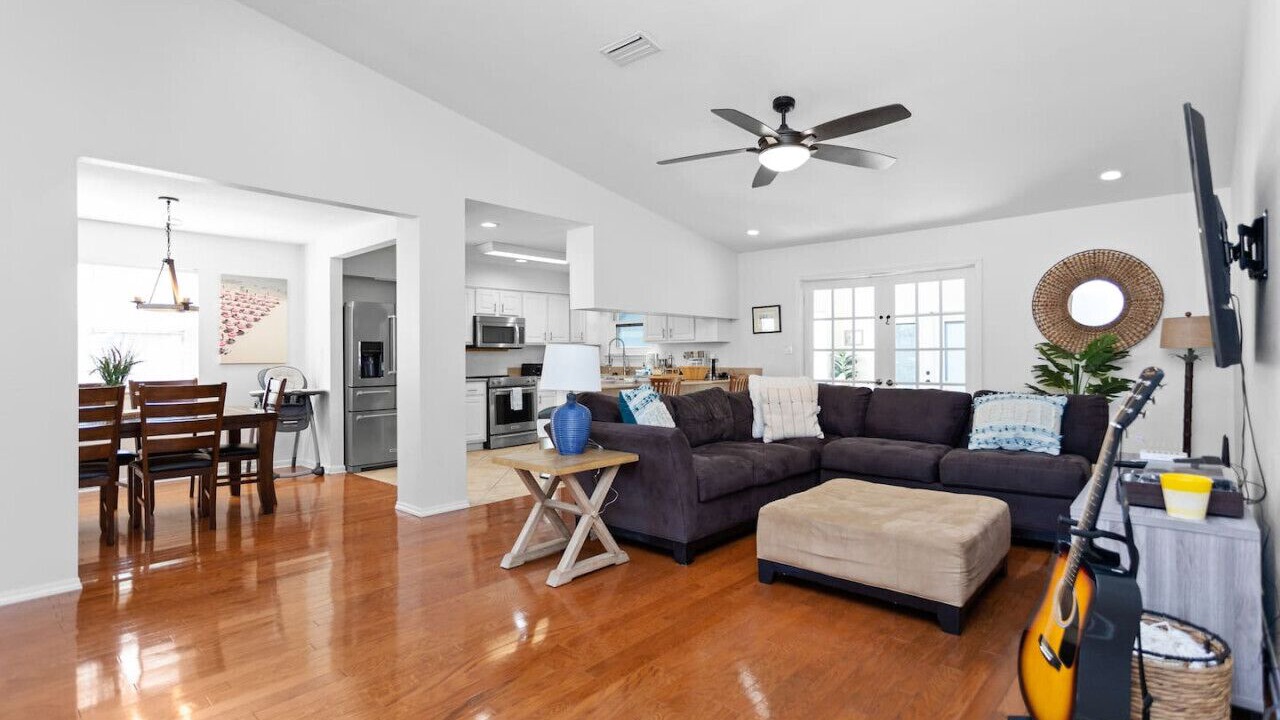 Photo of Livingroom in Fort Walton Beach