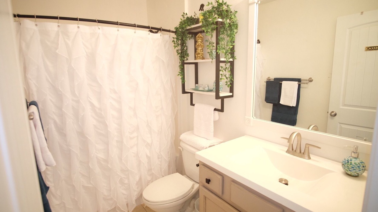 Photo of Bathroom in Gulf Breeze