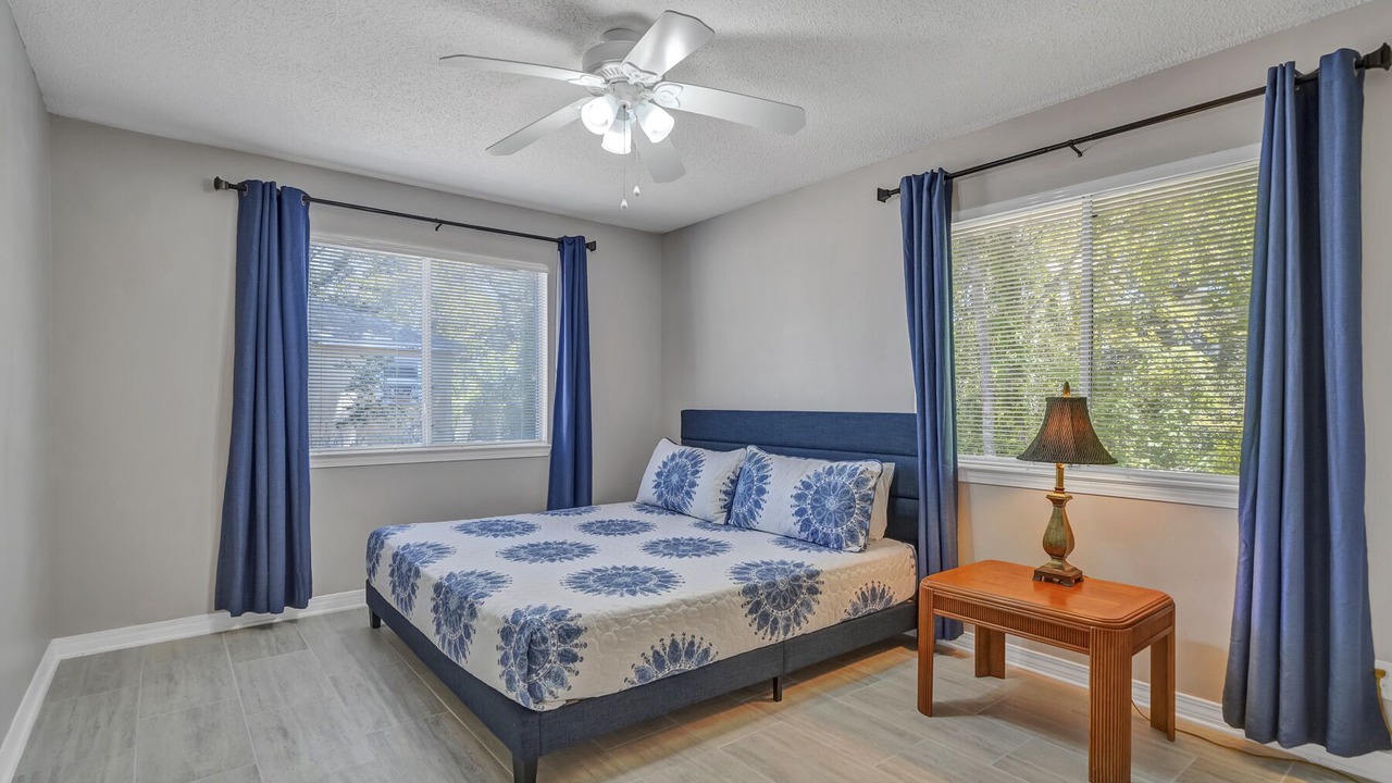 Photo of Bedroom in Mary Esther