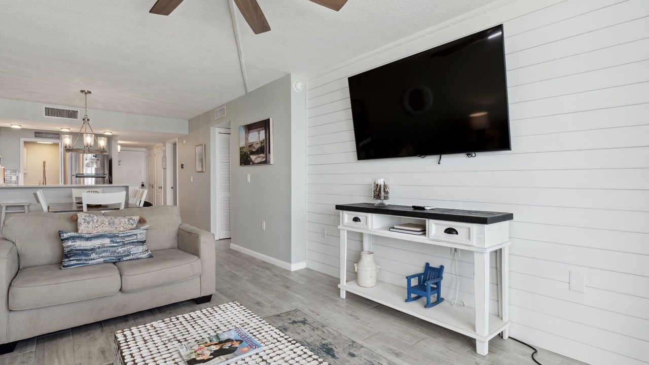 Photo of Livingroom in Gulf Lagoon Beach