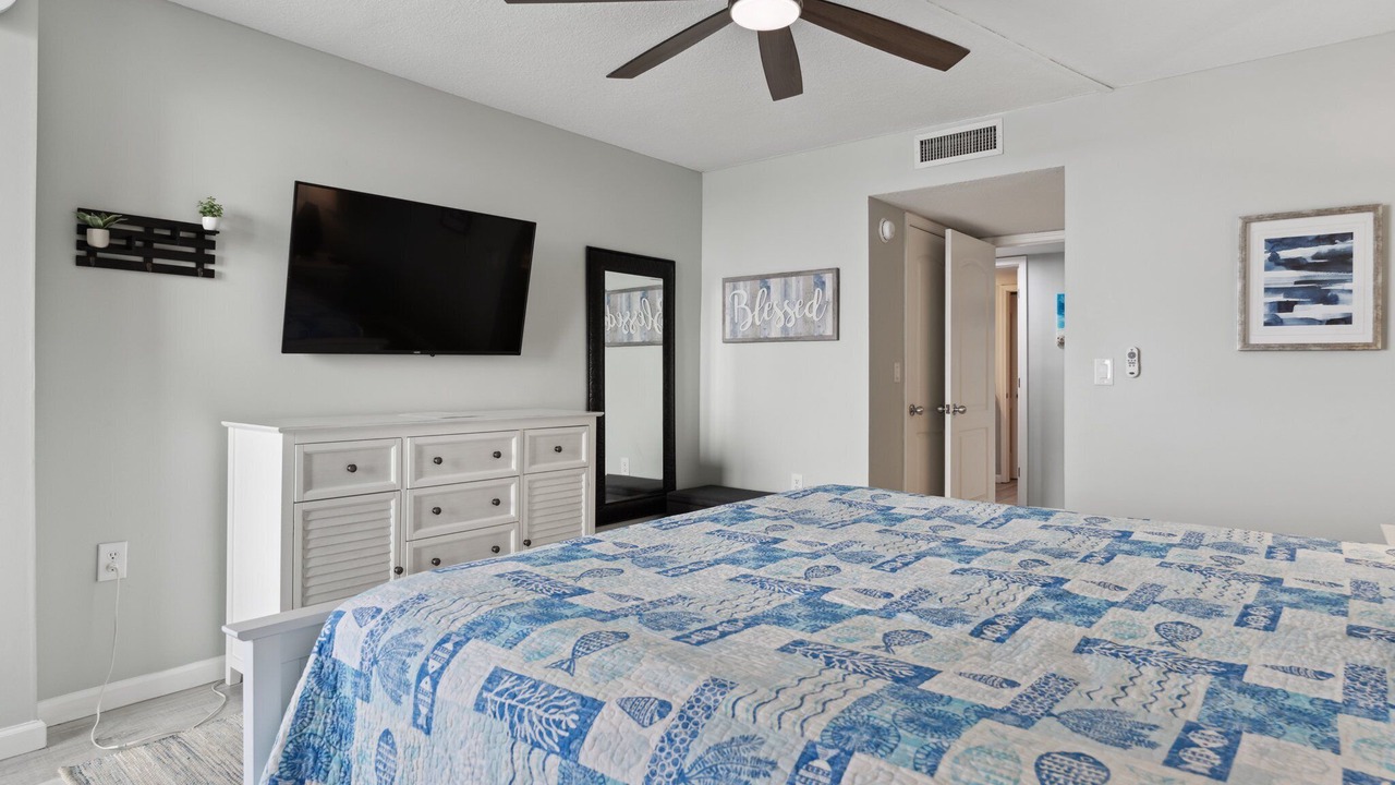 Photo of Bedroom in Gulf Lagoon Beach