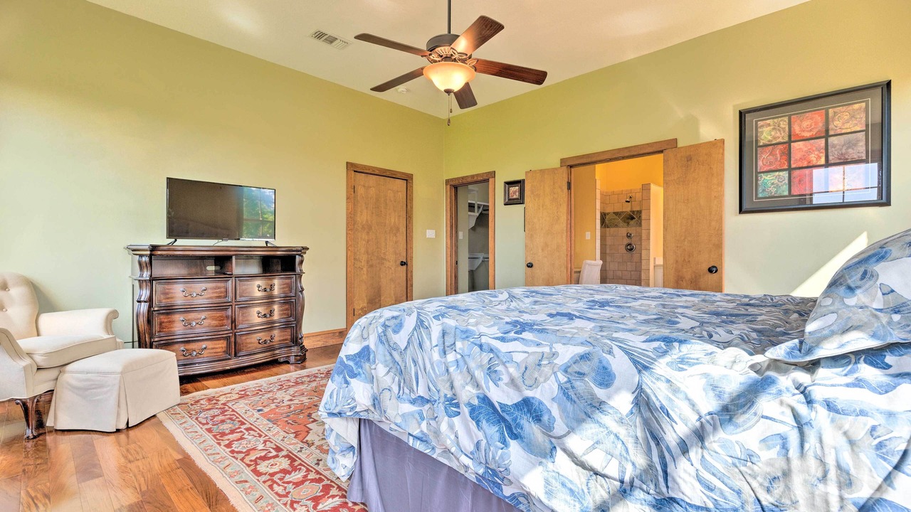 Photo of Bedroom in Waveland